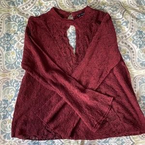 American Eagle Lace Top